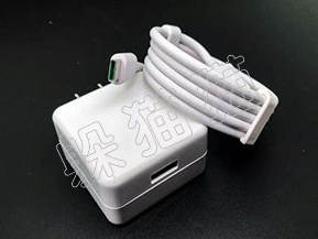 給手機(jī)買個保險！充電器防偽那些事